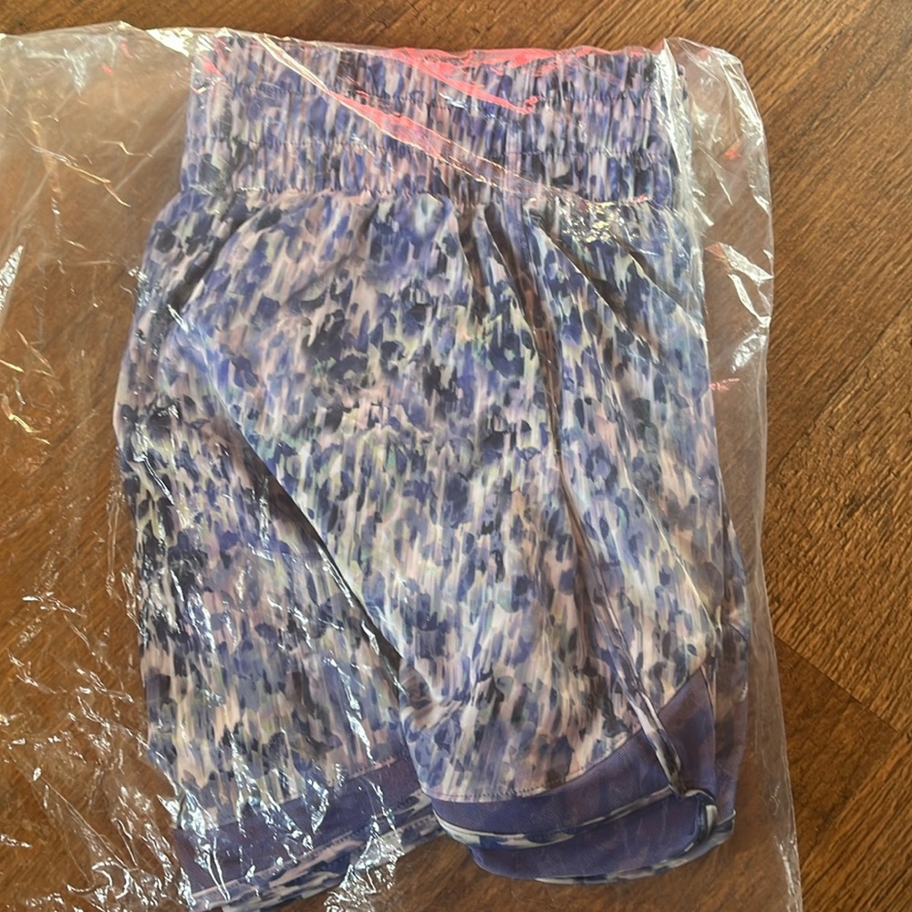 Athleta High Rise Mesh Racer Shorts - Picture 2 of 5